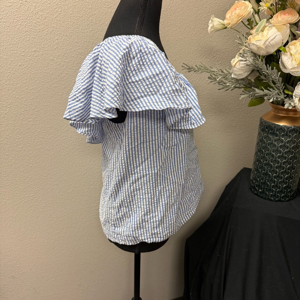 Vineyard Vines Blue White Seersucker Off Shoulder Ruffle Top Sz 6 - Picture 4 of 7